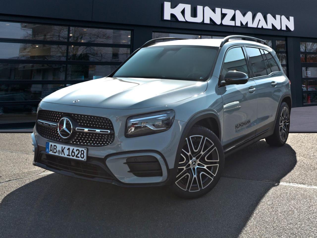 Mercedes-Benz GLB 200 AMG Night Panorama Easy-Pack 360° AHK