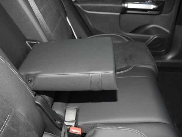 Mercedes-Benz GLB 200 AMG Night Panorama Easy-Pack 360° AHK