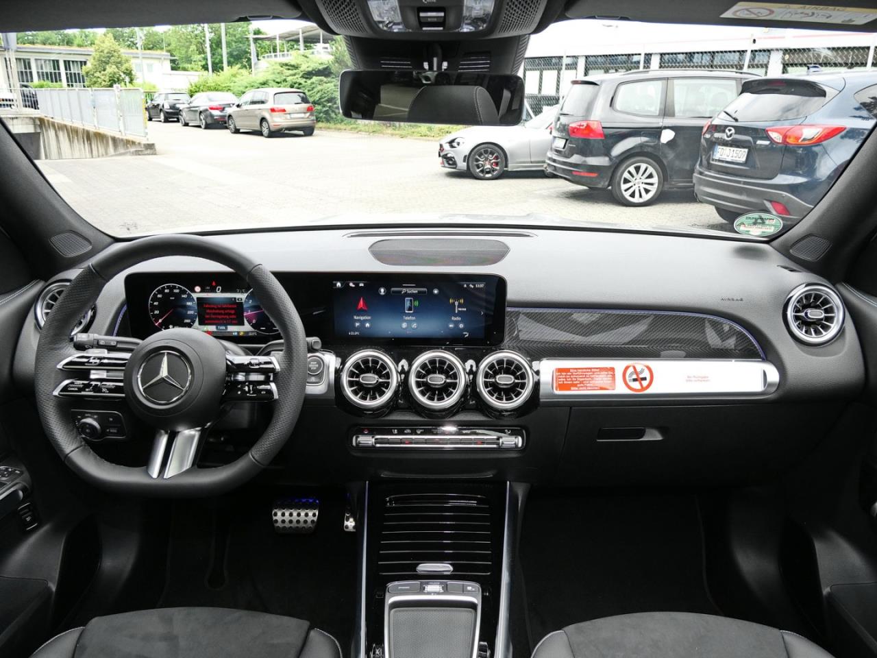 Mercedes-Benz GLB 200 AMG Night Panorama Distronic 360° AHK