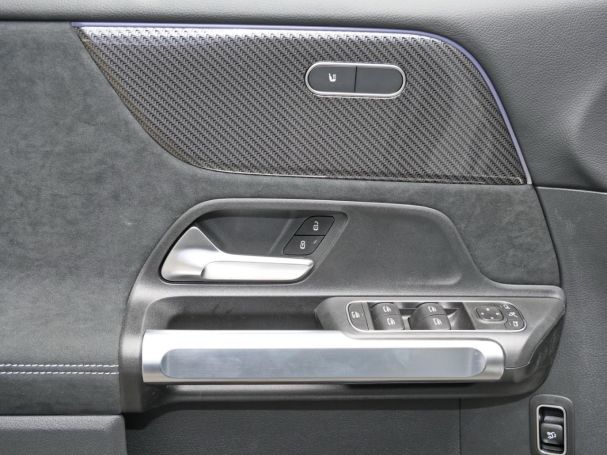 Mercedes-Benz GLB 200 AMG Night Panorama Distronic 360° AHK
