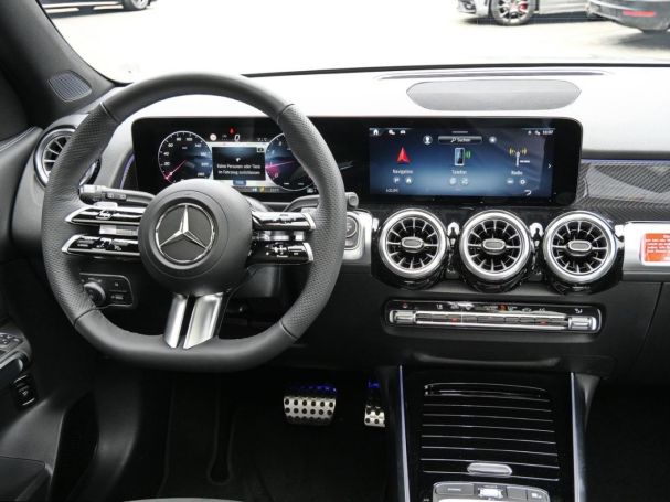 Mercedes-Benz GLB 200 AMG Night Panorama Distronic 360° AHK