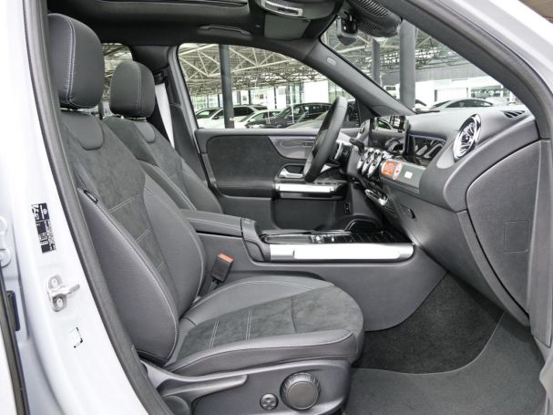 Mercedes-Benz GLB 200 AMG Night Panorama Distronic 360° AHK
