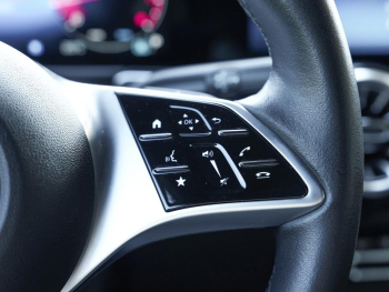 Mercedes-Benz GLB 200 Progressive 7-Sitzer Distronic Standhzg