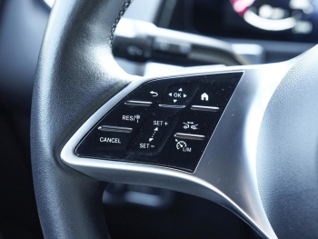 Mercedes-Benz GLB 200 Progressive 7-Sitzer Distronic Standhzg