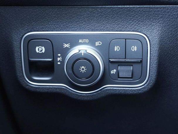 Mercedes-Benz GLB 200 Progressive 7-Sitzer Distronic Standhzg