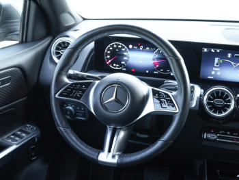 Mercedes-Benz GLB 200 Progressive 7-Sitzer Distronic Standhzg