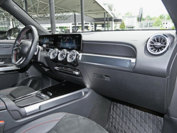 Mercedes-Benz GLB 200 AMG Distronic Easy-Pack 360? AHK