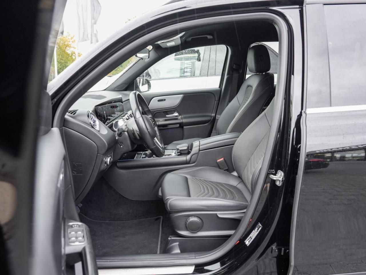 Mercedes-Benz GLB 200 MBUX-Navi Parktronic Sound Klima SpurA