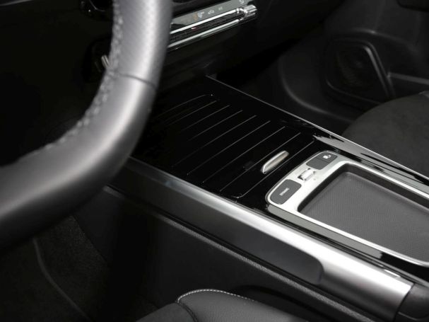 Mercedes-Benz GLB 200 AMG Night Panorama 360° AHK 7-Sitzer