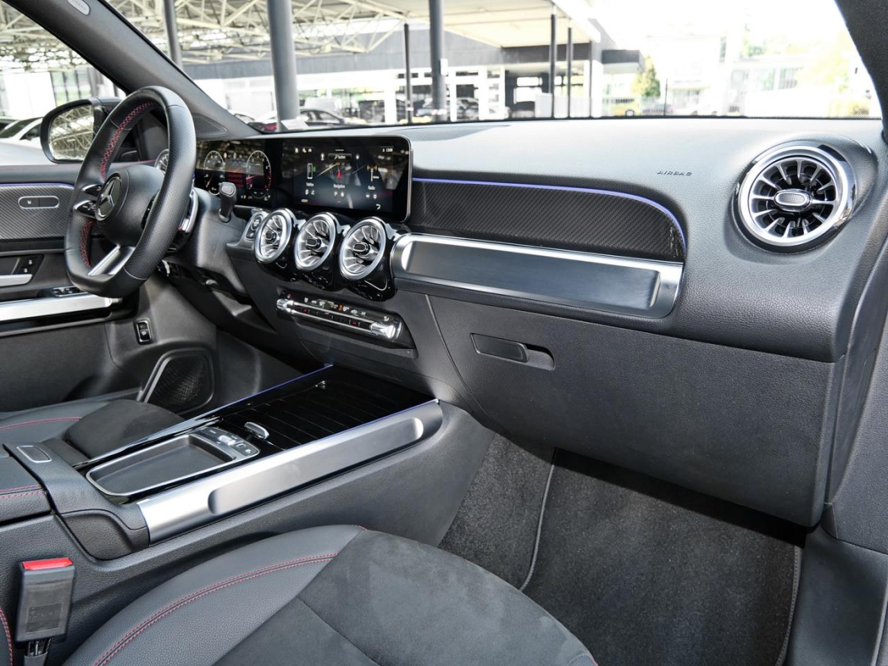 Mercedes-Benz GLB 200 AMG Night Distronic AHK Kamera Totwinkel