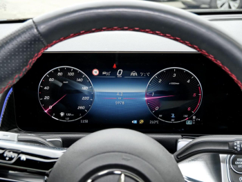 Mercedes-Benz GLB 220 d 4M AMG Night Panorama Distronic 360?