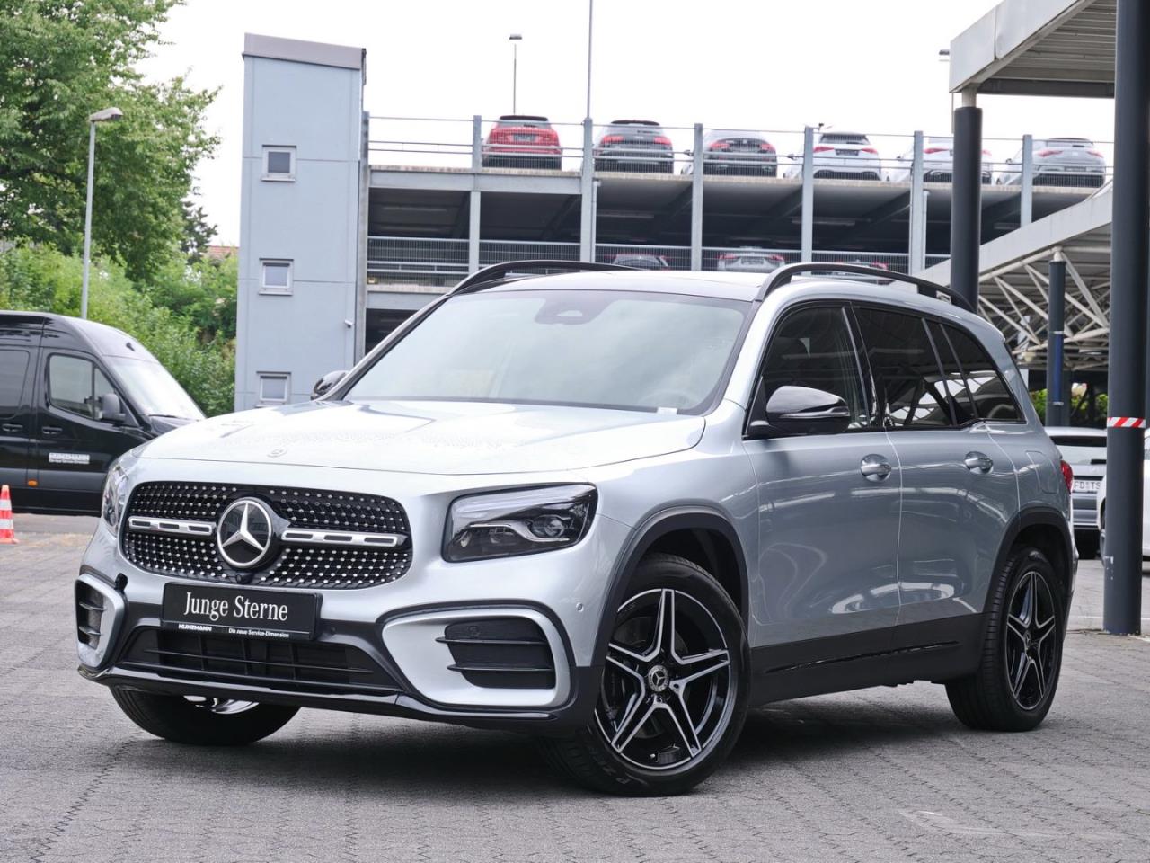 Mercedes-Benz GLB 220 d 4M AMG Night Panorama Distronic 360?