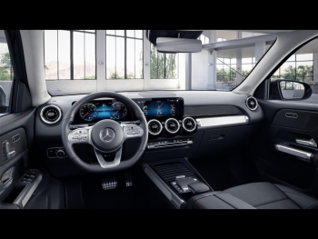 Mercedes-Benz GLB 220 d 4M AMG Panorama Distronic Kamera AHK