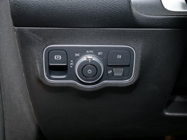 Mercedes-Benz GLB 220 d 4M Progresive Kamera Memory Easy-P AHK