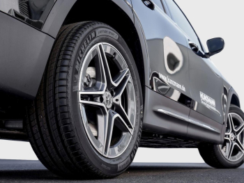 Mercedes-Benz GLB 220 d 4MATIC AMG Distronic EasyPack AHK 360°