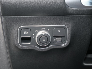 Mercedes-Benz GLB 220 d 4MATIC AMG MBUXNavi-Prem. 360° AHK