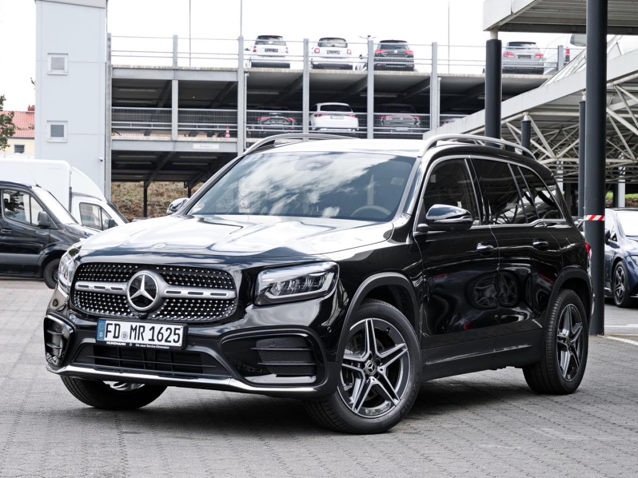 Mercedes-Benz GLB GLB 220 d 4MATIC Geländewagen / SUV nachtschwarz