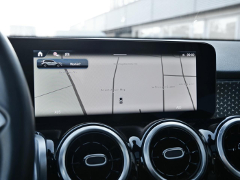 Mercedes-Benz GLB 250 4M Progressive Panorama Kamera Easy-Pack