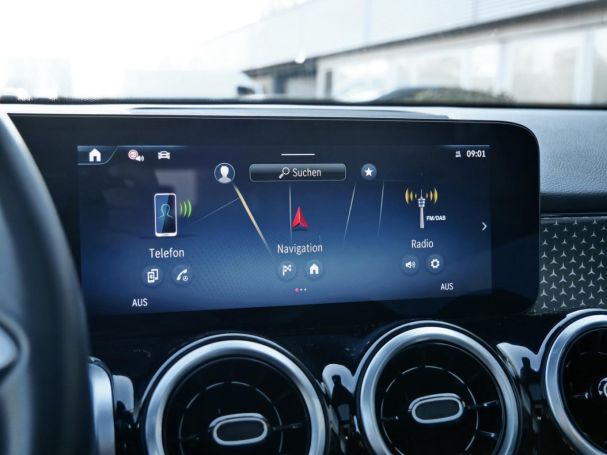 Mercedes-Benz GLB 250 4M Progressive Panorama Kamera Easy-Pack