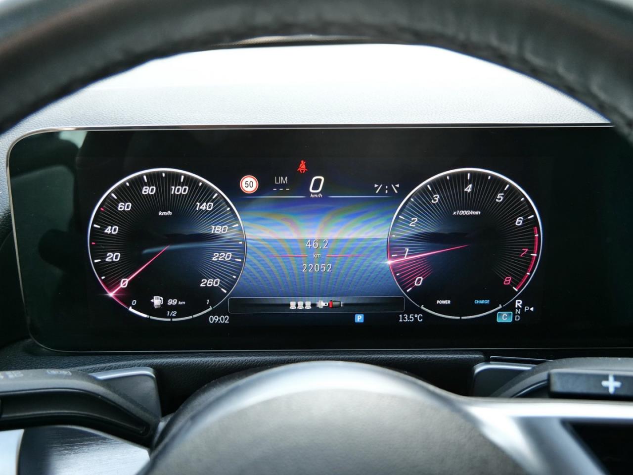 Mercedes-Benz GLB 250 4M Progressive Panorama Kamera Easy-Pack