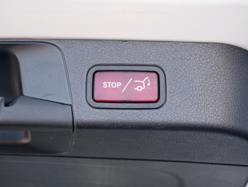 Mercedes-Benz GLB 250 4M Progressive Panorama Kamera Easy-Pack