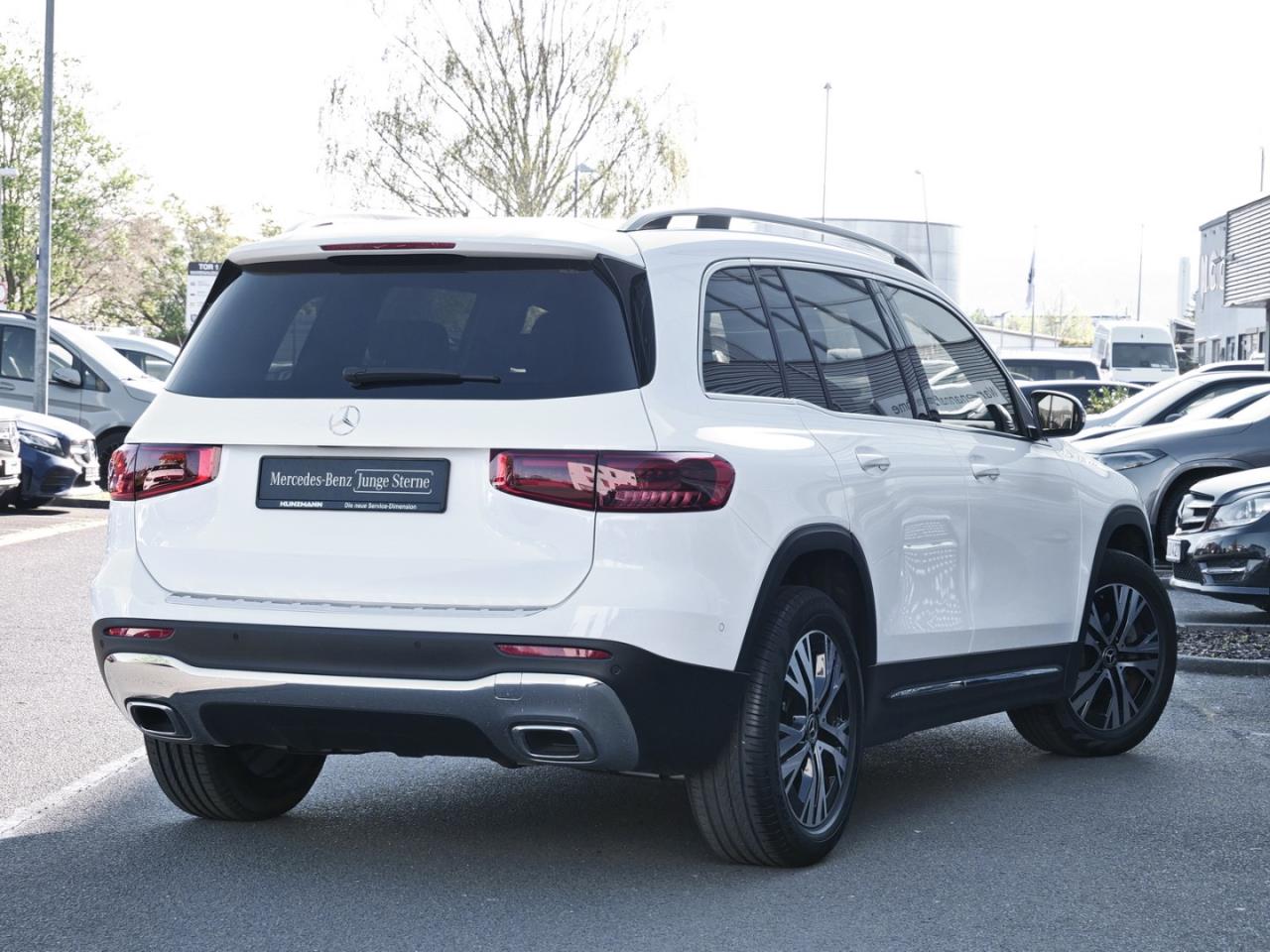 Mercedes-Benz GLB 250 4M Progressive Panorama Kamera Easy-Pack