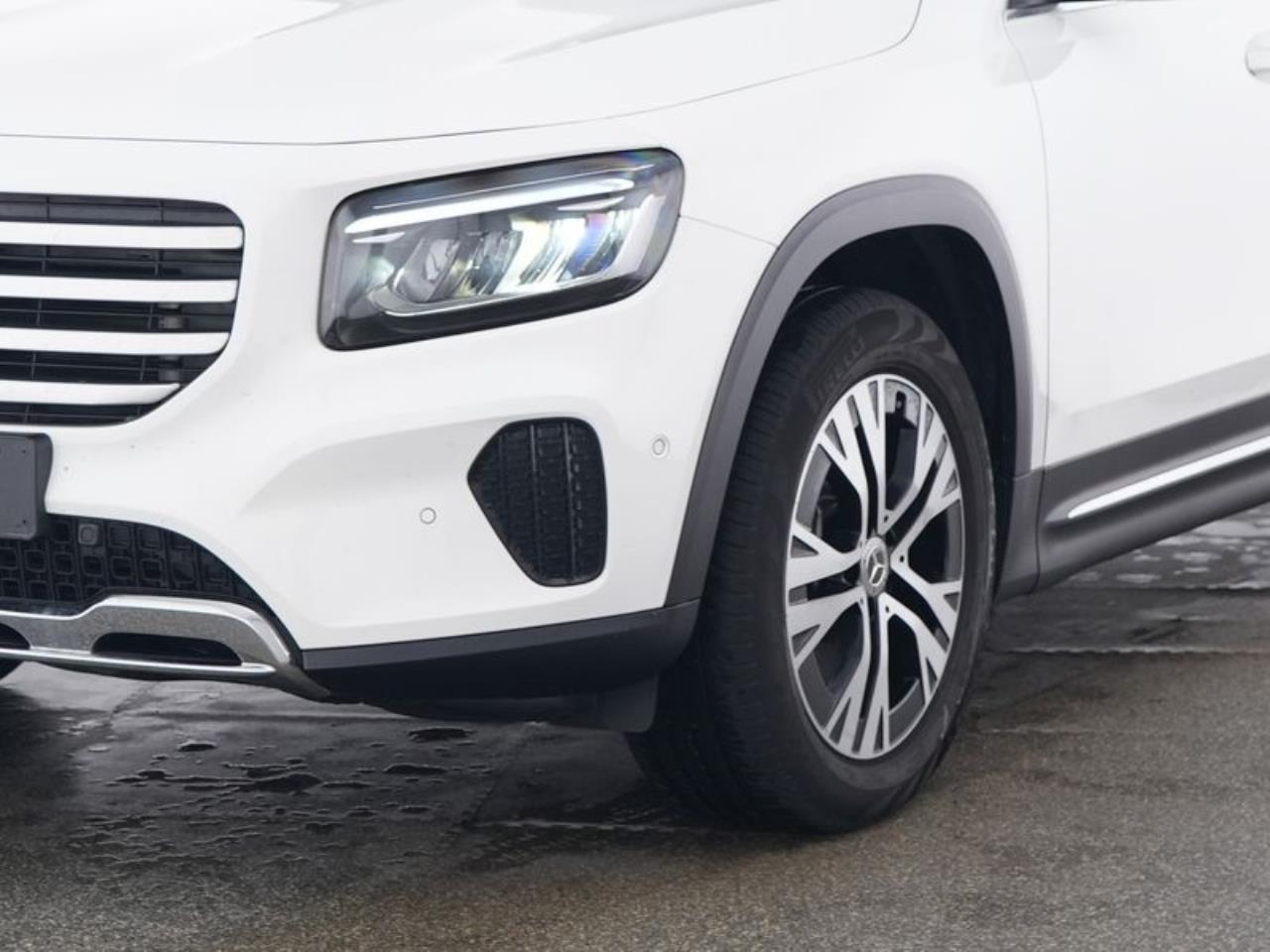 Mercedes-Benz GLB 250 4M Progressive Panorama Kamera Easy-Pack