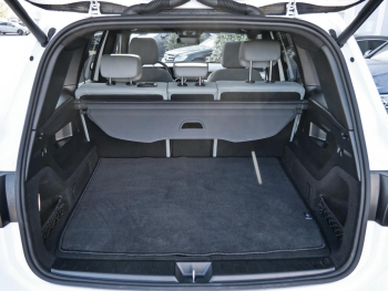 Mercedes-Benz GLB 250 4M Progressive Panorama Kamera Easy-Pack