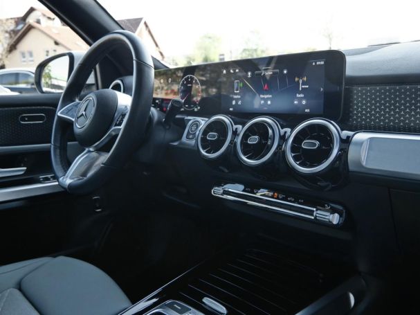 Mercedes-Benz GLB 250 4M Progressive Panorama Kamera Easy-Pack