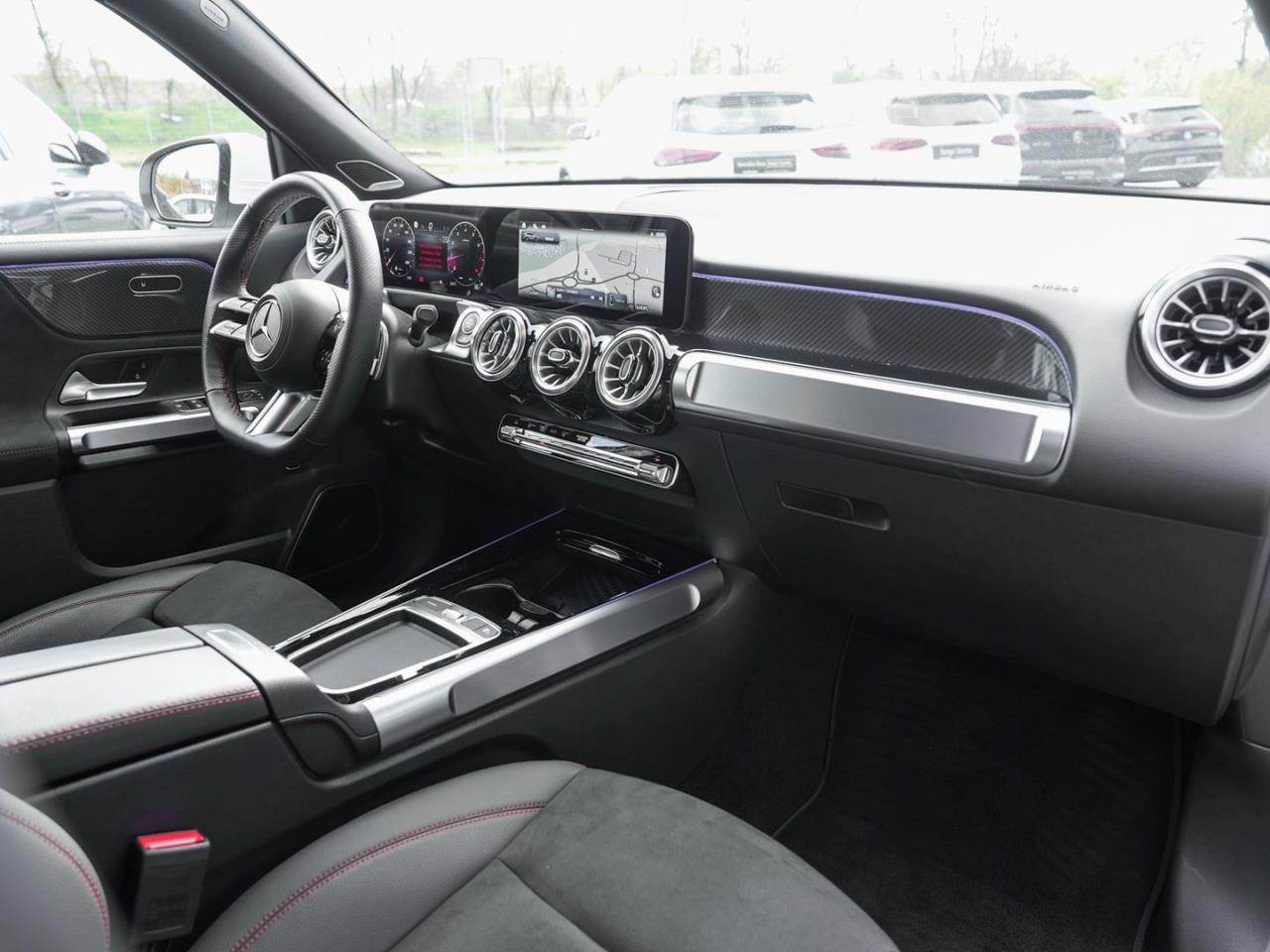 Mercedes-Benz GLB 250 4M AMG EasyPack Burmester Kamera Navi