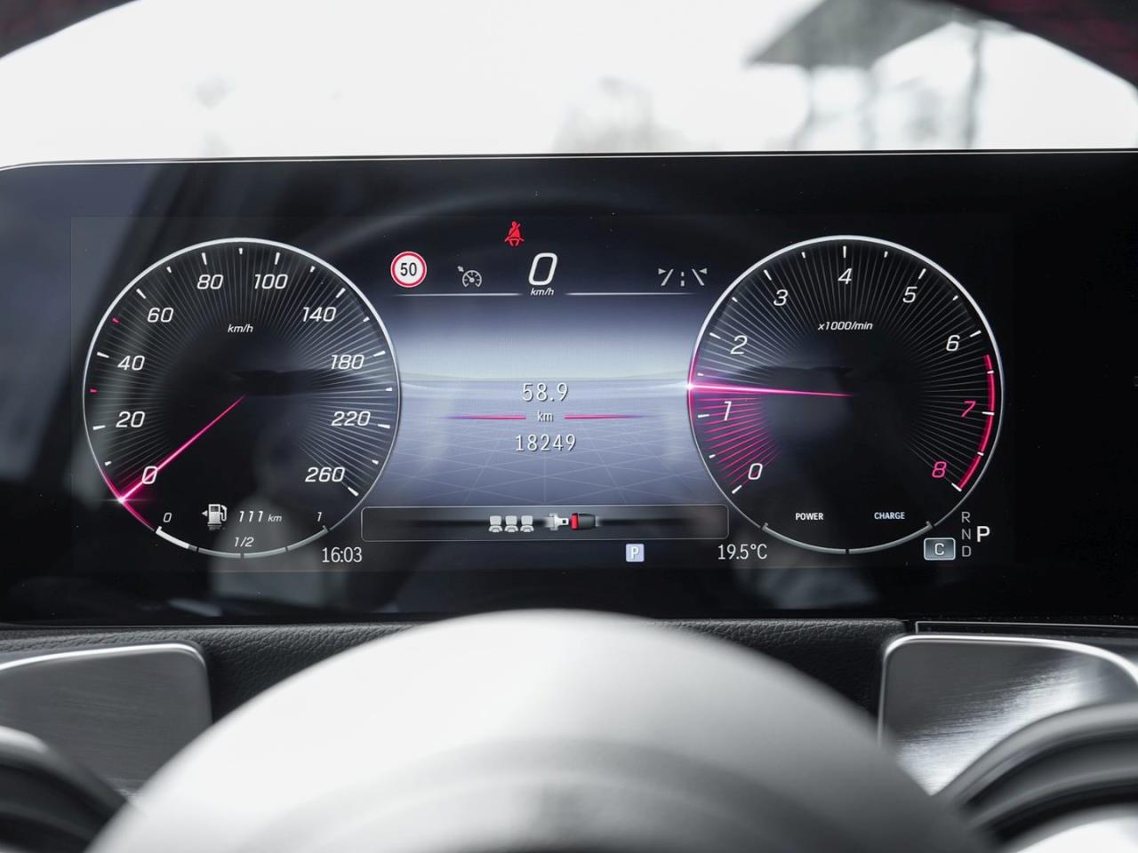 Mercedes-Benz GLB 250 4M AMG EasyPack Burmester Kamera Navi