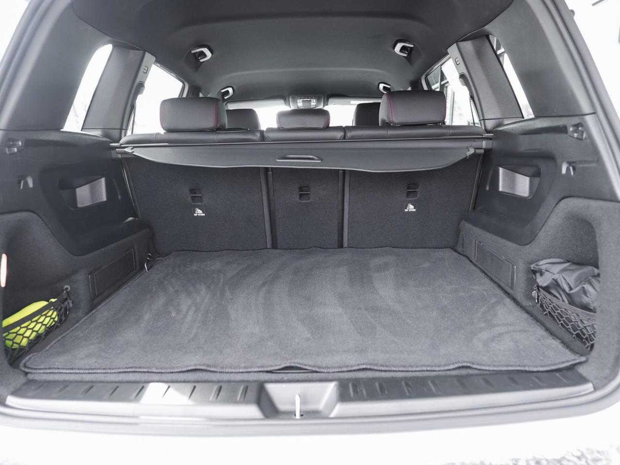 Mercedes-Benz GLB 250 4M AMG EasyPack Burmester Kamera Navi