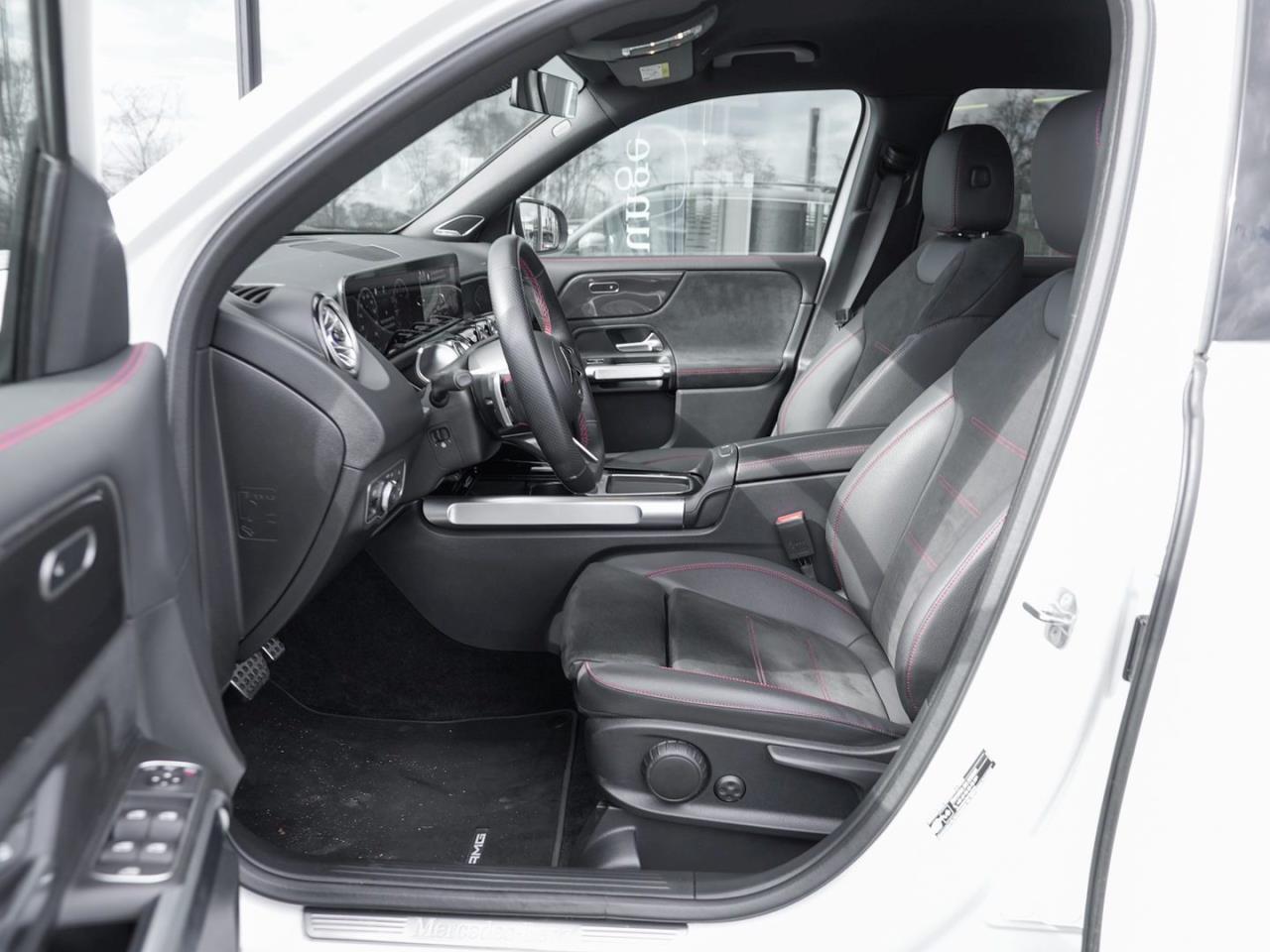 Mercedes-Benz GLB 250 4M AMG EasyPack Burmester Kamera Navi