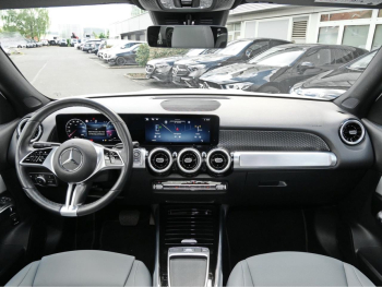 Mercedes-Benz GLB 250 4M Progressive Panorama Kamera Easy-Pack