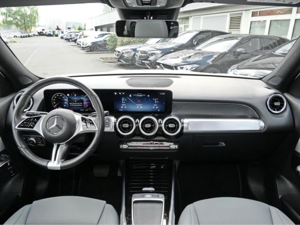 Mercedes-Benz GLB 250 4M Progressive Panorama Kamera Easy-Pack