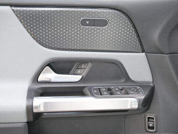 Mercedes-Benz GLB 250 4M Progressive Panorama Kamera Easy-Pack