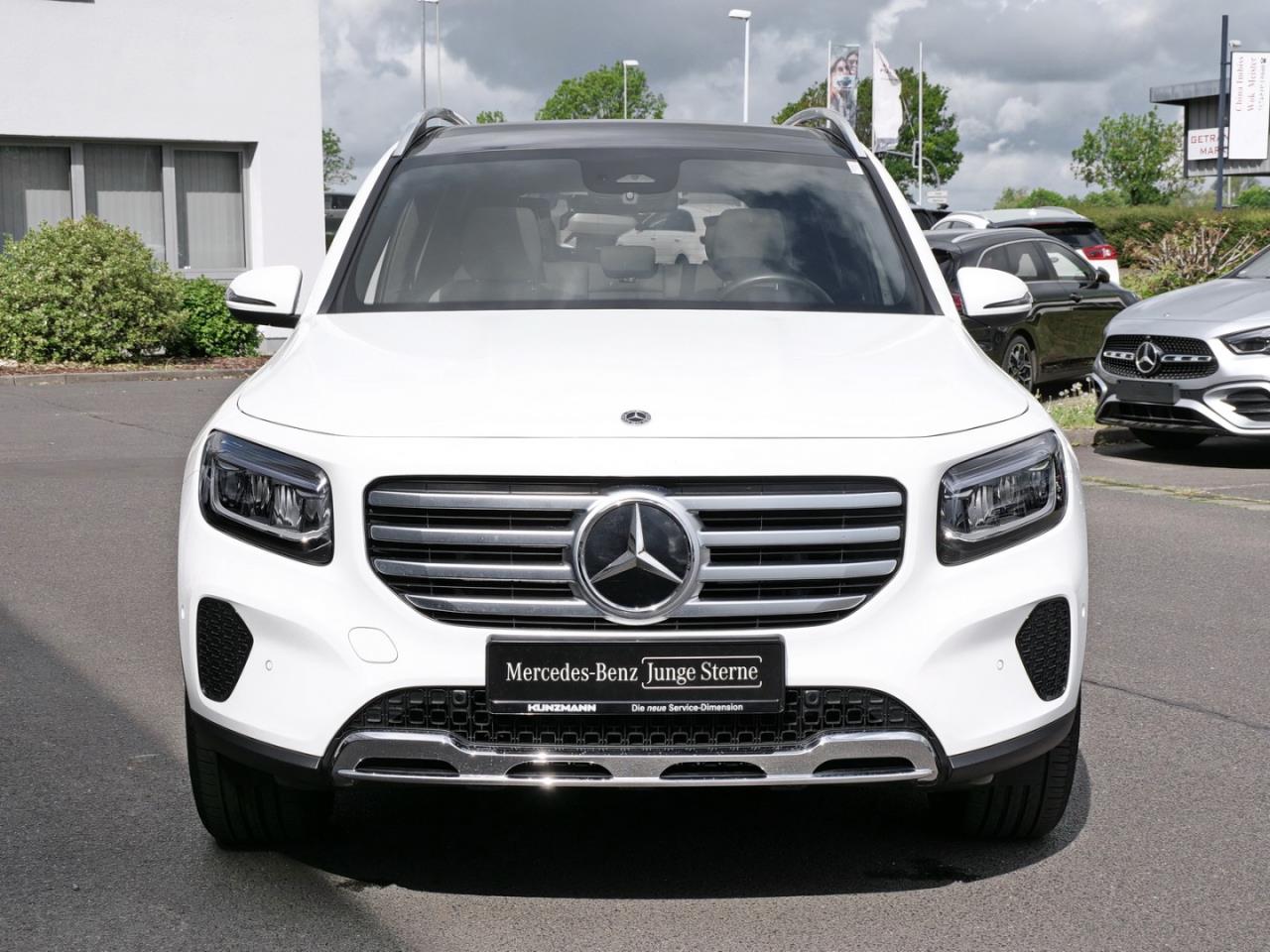 Mercedes-Benz GLB 250 4M Progressive Panorama Kamera Easy-Pack