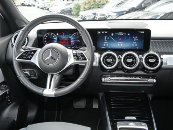 Mercedes-Benz GLB 250 4M Progressive Panorama Kamera Easy-Pack