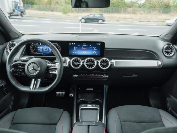 Mercedes-Benz GLB 250 4M AMG 360° AHK EasyP ParkA Ambiente