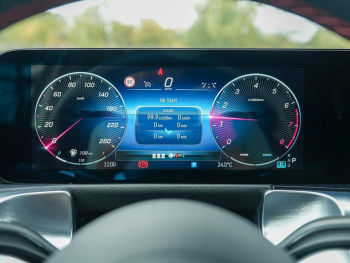 Mercedes-Benz GLB 250 4M AMG 360° AHK EasyP ParkA Ambiente