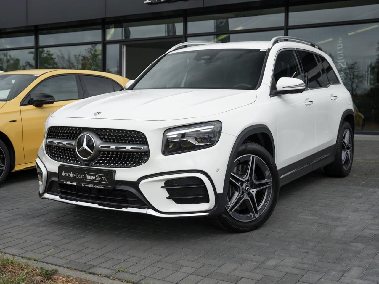 Mercedes-Benz GLB 250 4M AMG 360° AHK EasyP ParkA Ambiente