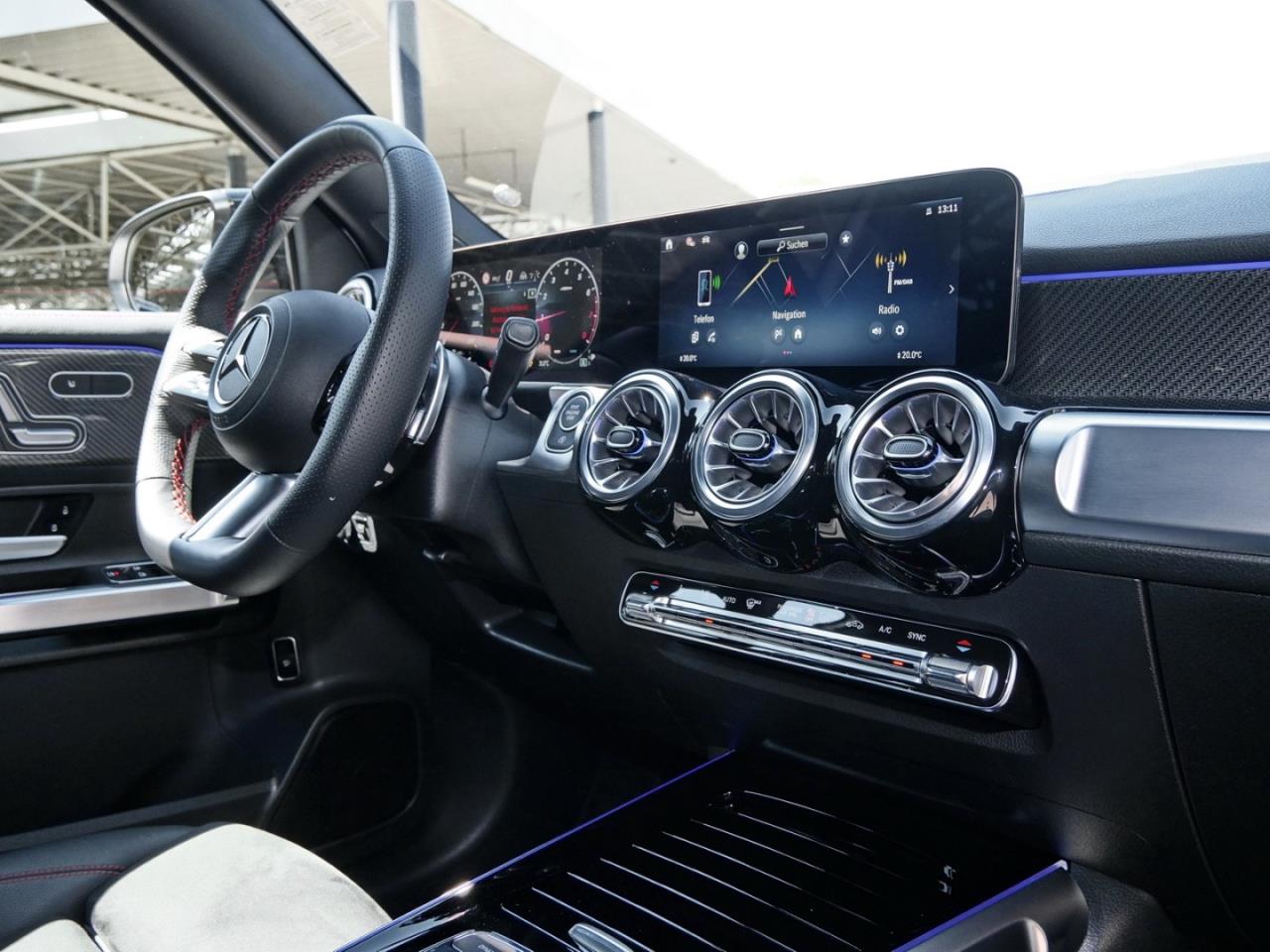 Mercedes-Benz GLB 250 4M AMG Night Distronic Memory 360° AHK