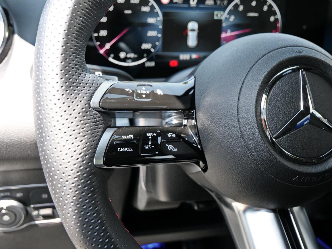 Mercedes-Benz GLB 250 4M AMG Night Distronic Memory 360° AHK