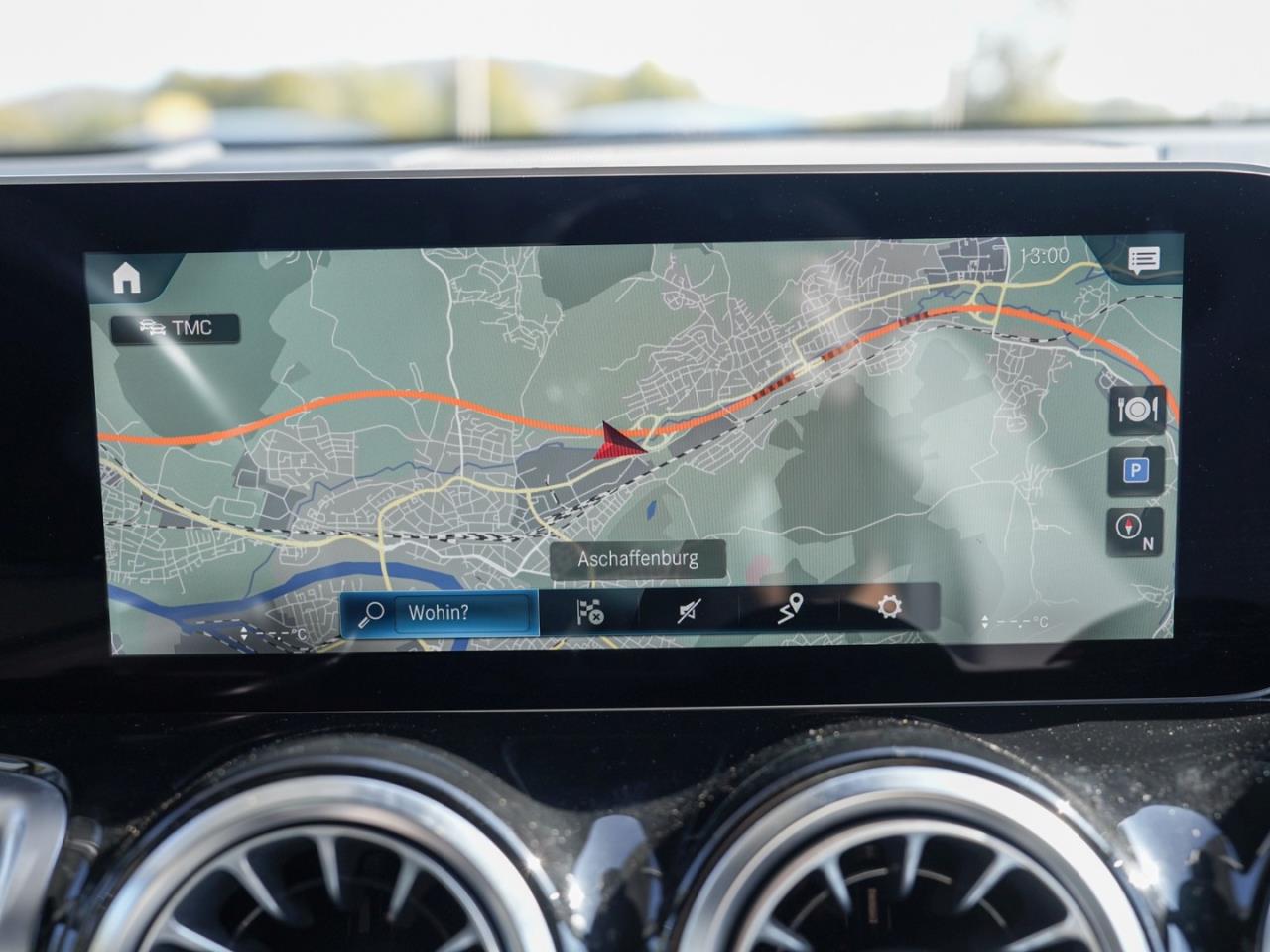 Mercedes-Benz GLB 250 4M AMG MBUXNavi+ HeadUp 360° AHK Easy-P