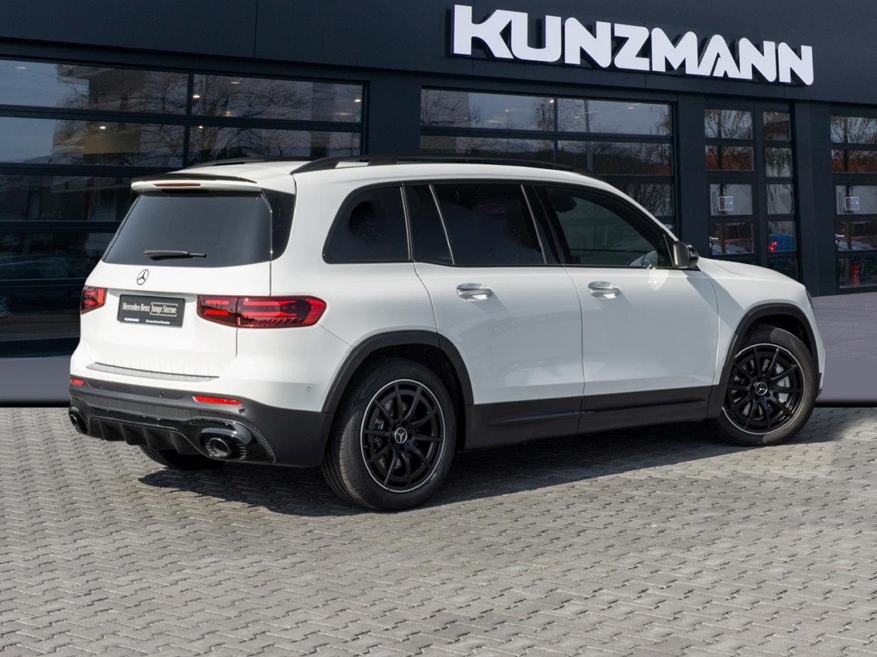 Mercedes-Benz GLB 35 AMG 4M Night Panorama Standhzg HUD 360°