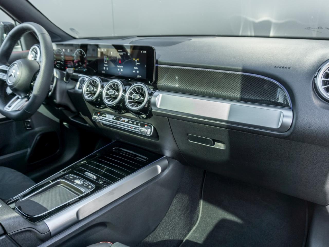 Mercedes-Benz GLB 35 AMG 4M Night Panorama Standhzg HUD 360°