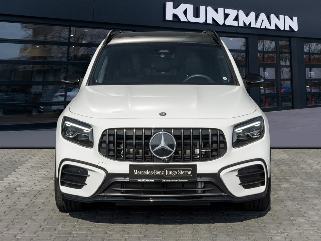 Mercedes-Benz GLB 35 AMG 4M Night Panorama Standhzg HUD 360°