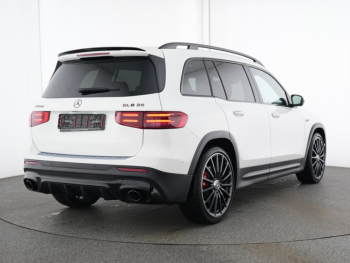 Mercedes-Benz GLB 35 AMG 4M AMG Night Panorama Standheiz 360°