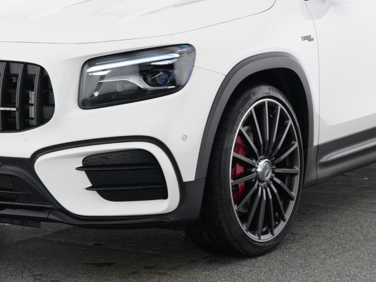 Mercedes-Benz GLB 35 AMG 4M AMG Night Panorama Standheiz 360°