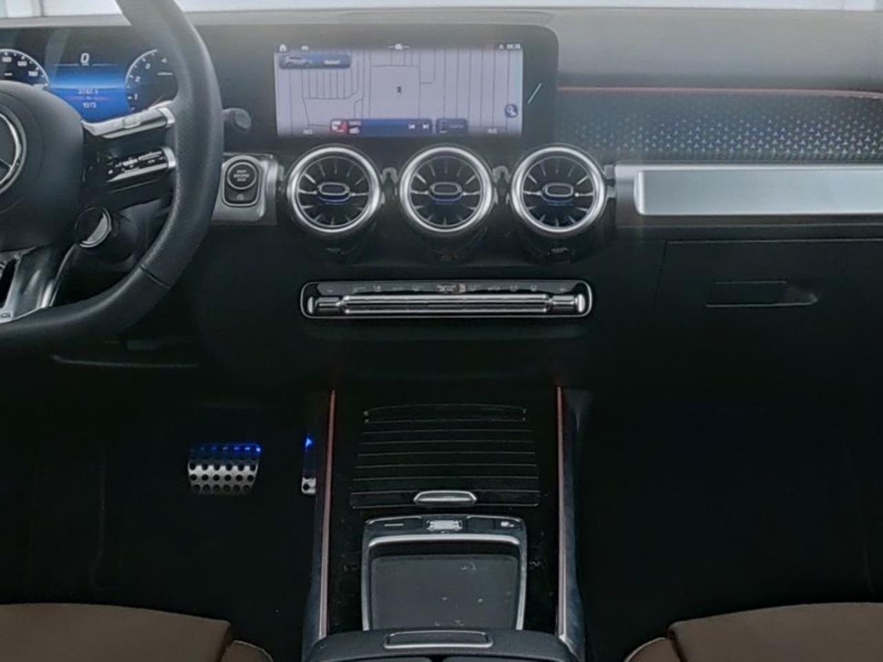 Mercedes-Benz GLB 35 AMG 4M AMG Night Panorama Standheiz 360°